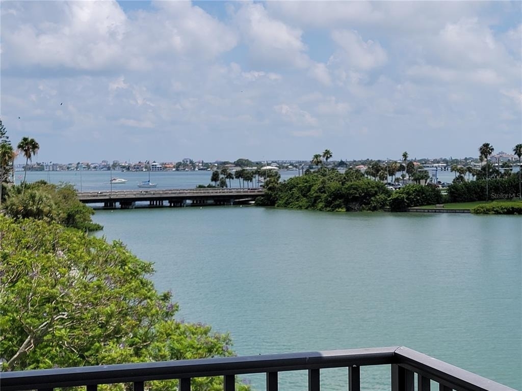 7600 Sun Island Drive S - Photo 2