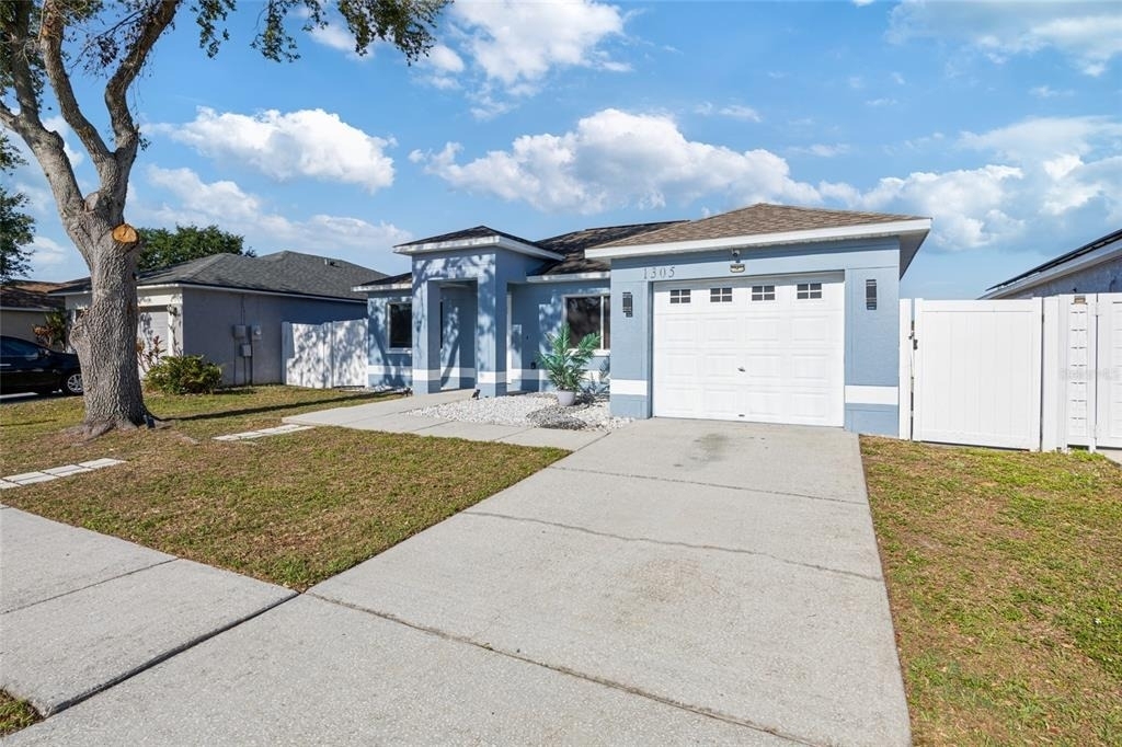 1305 Flexford Street - Photo 1