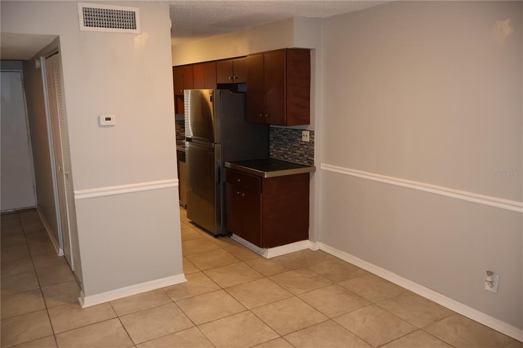 7609 Abbey Lane - Photo 2