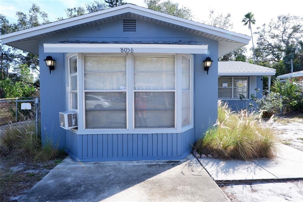 8056 30th Avenue N - Photo 1