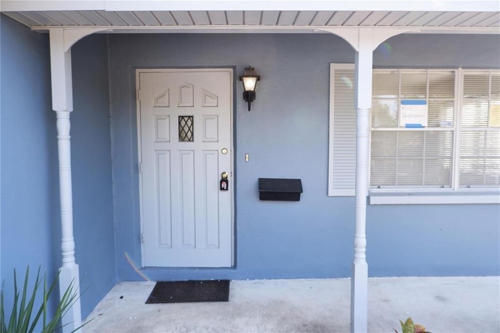 8056 30th Avenue N - Photo 0