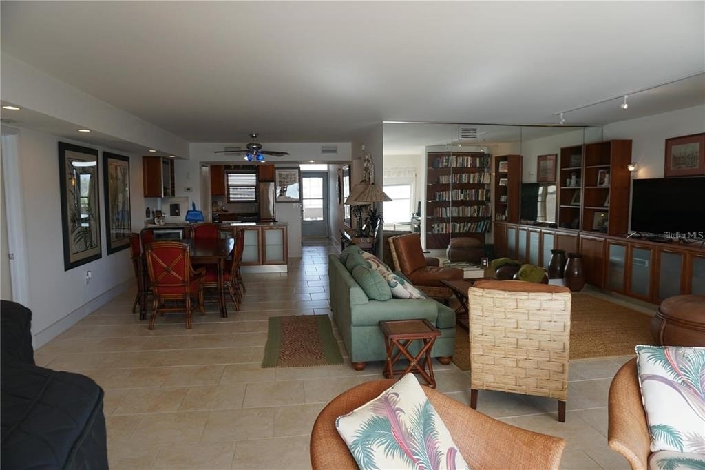5900 Shore Boulevard S - Photo 11