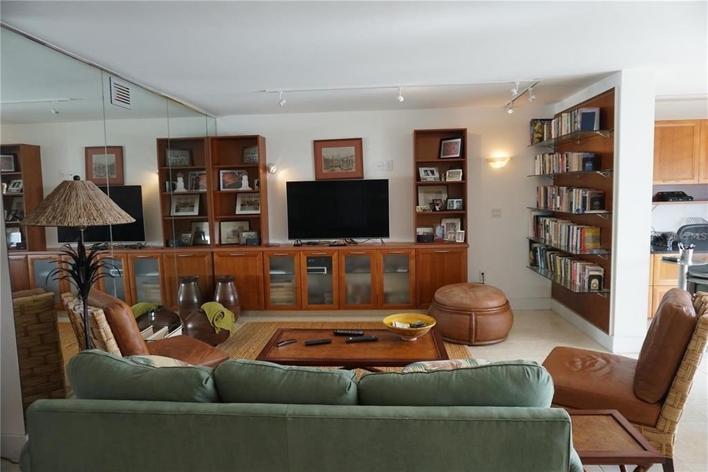 5900 Shore Boulevard S - Photo 13