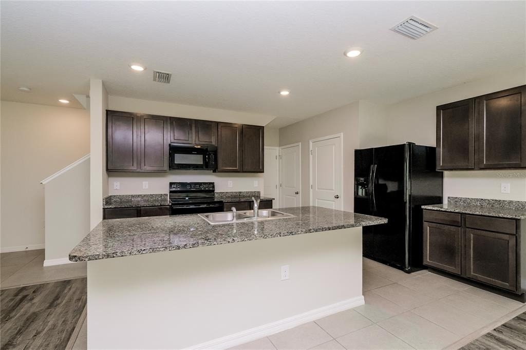 4916 Willow Breeze Way - Photo 3