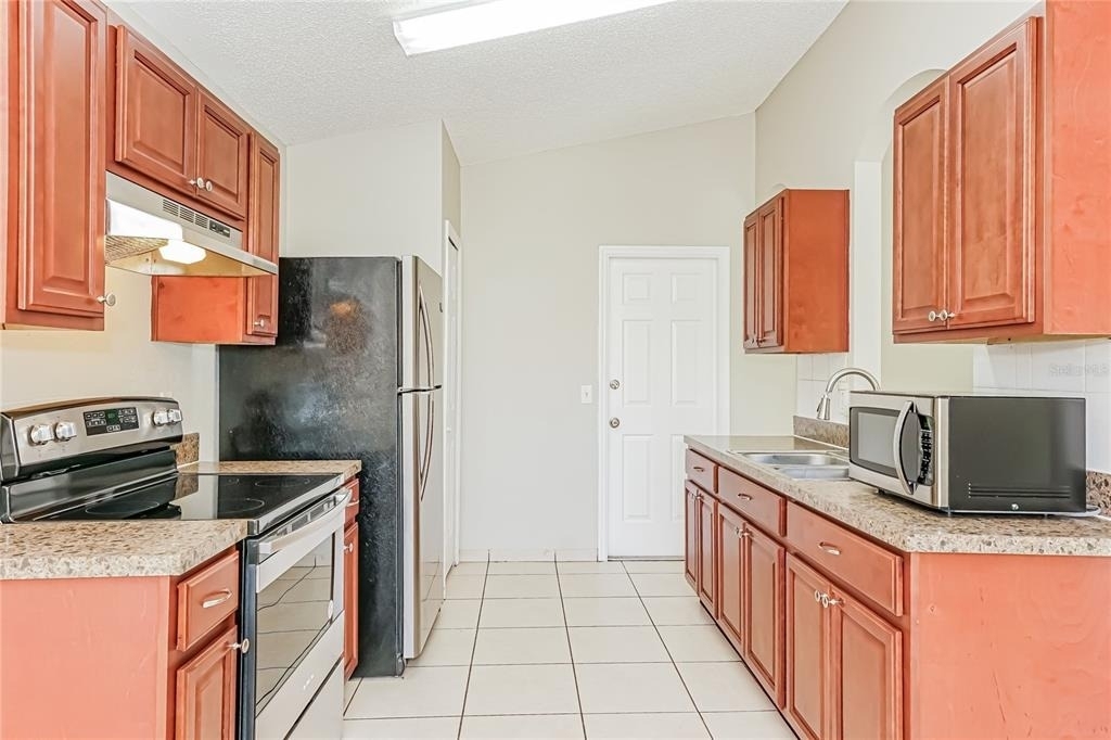 2980 N Huron Drive - Photo 6