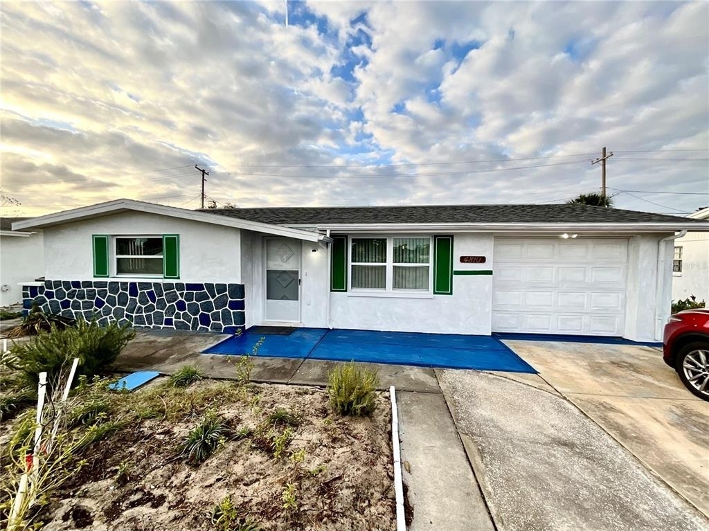 4810 Flora Avenue - Photo 0