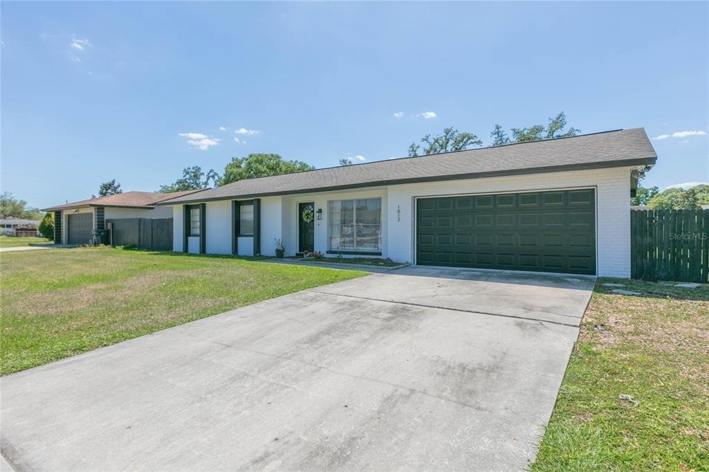 1612 Berkshire Drive - Photo 21