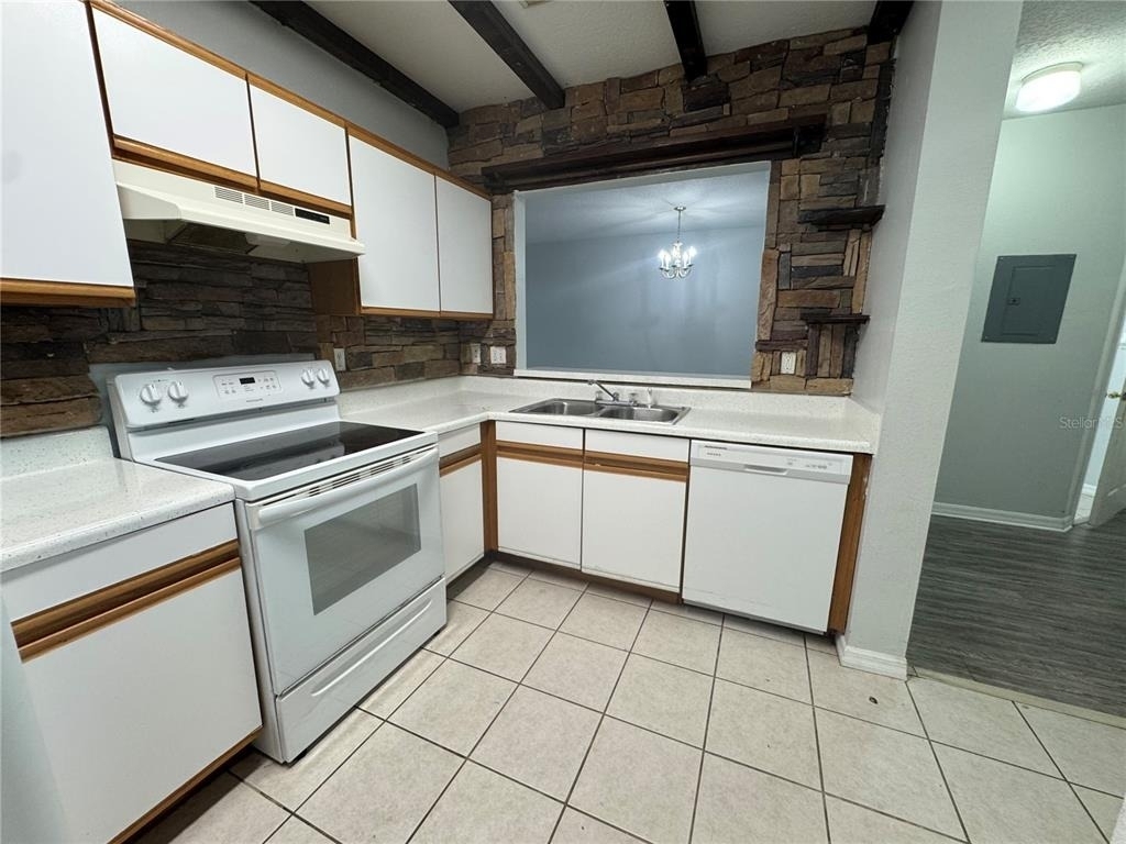 9621 Lakedale Way - Photo 3