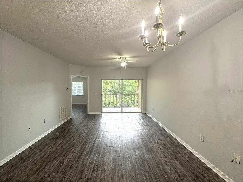 9621 Lakedale Way - Photo 4