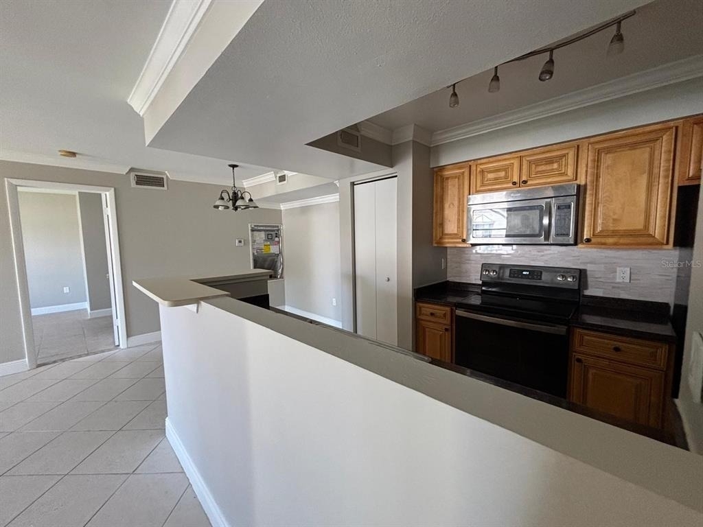 3038 Parkway Boulevard - Photo 7