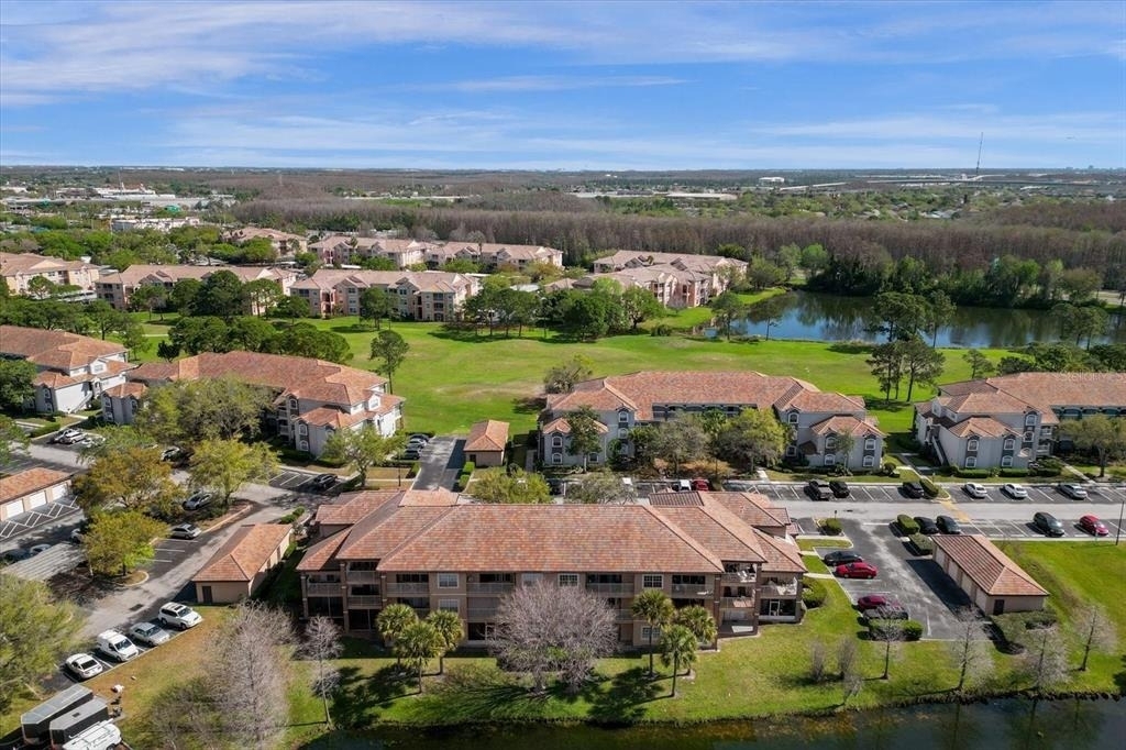 14036 Fairway Island Dr - Photo 24