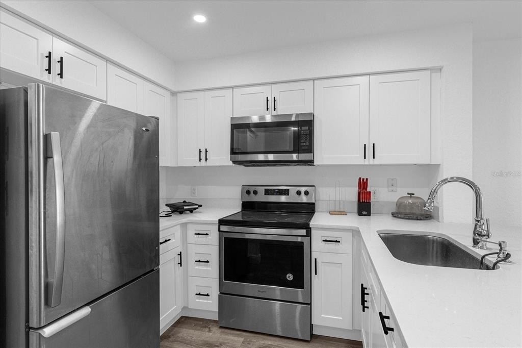 14036 Fairway Island Dr - Photo 5