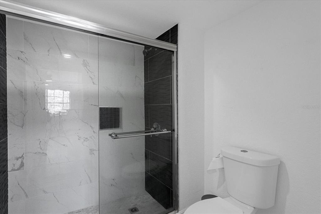 14036 Fairway Island Dr - Photo 19