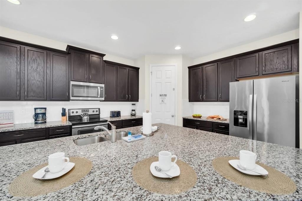 9009 Egret Mills Terrace - Photo 11