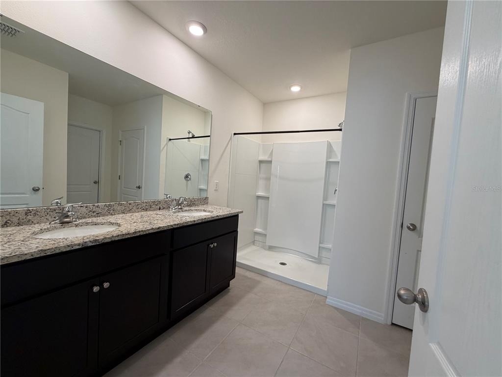 4657 Bernard Boulevard - Photo 9