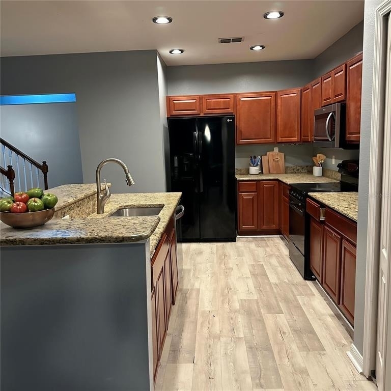 944 Killarney Lane - Photo 3