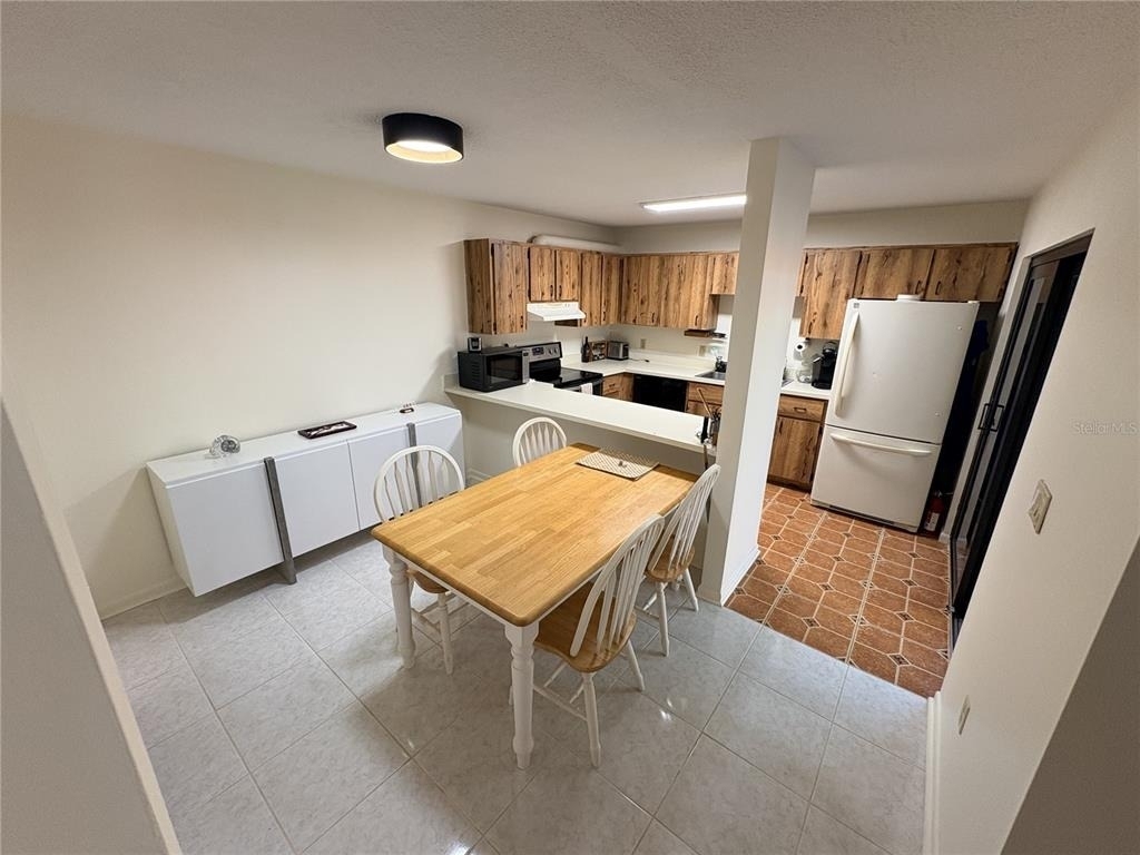 3810 Saxon Drive - Photo 6