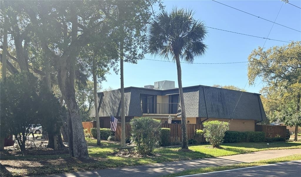 3810 Saxon Drive - Photo 2