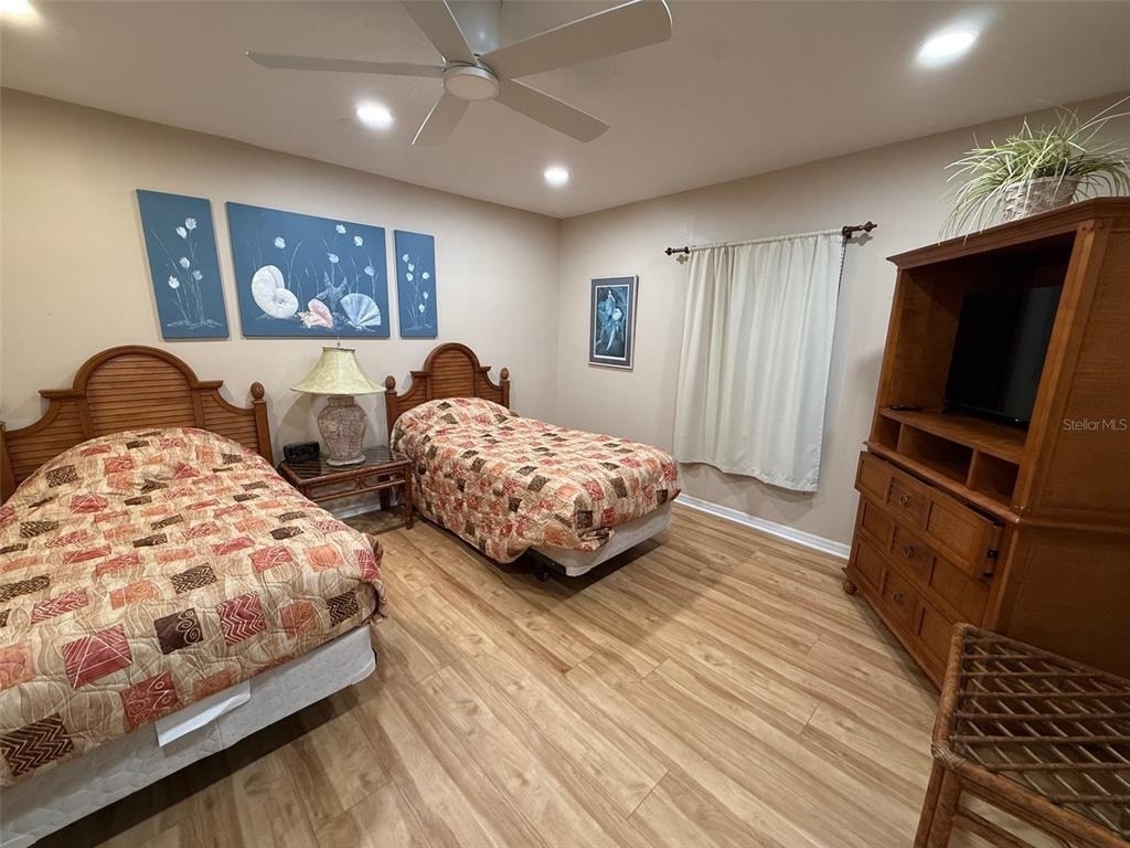 1477 Park Beach Circle - Photo 6
