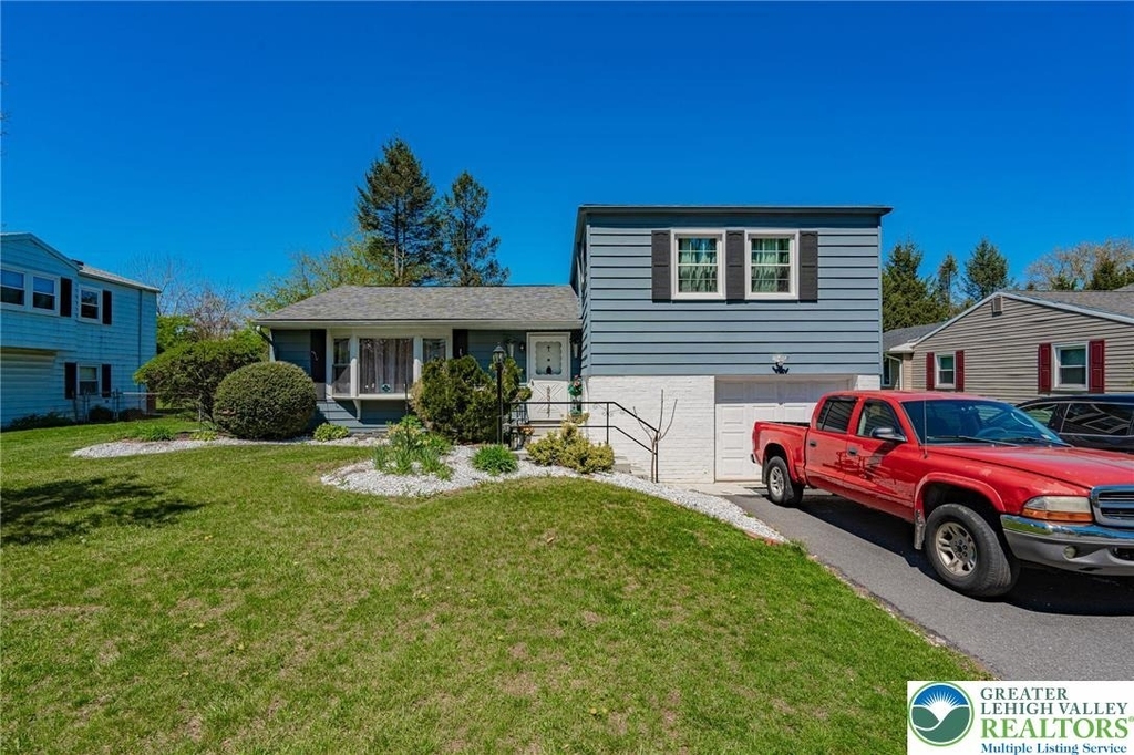 2627 Nottingham Road - Photo 1