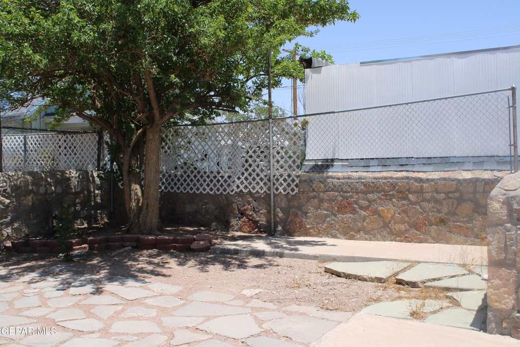 3526 Nations Avenue - Photo 1