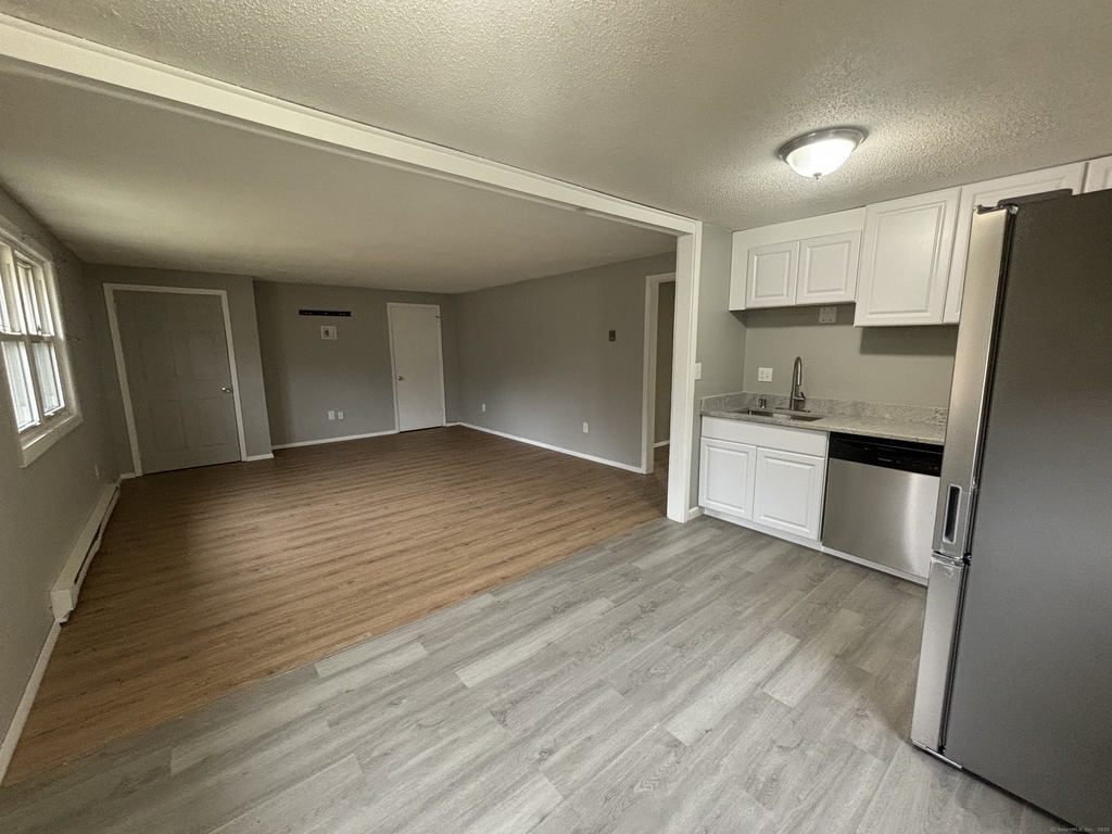 9 White Oak Road - Photo 2