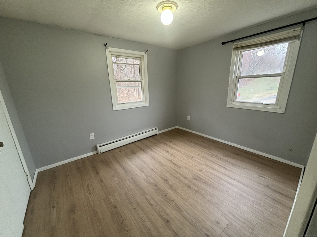 9 White Oak Road - Photo 5