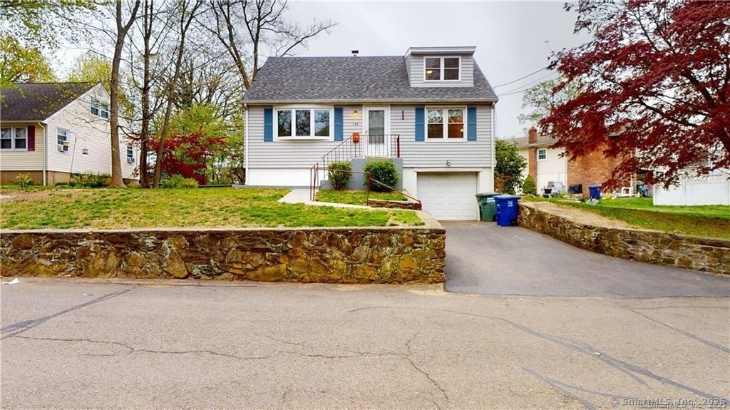 145 Rooster River Boulevard - Photo 0