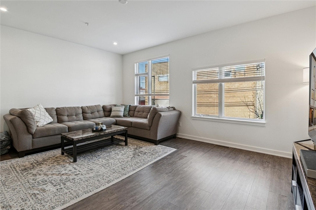 160 56th St - Photo 6