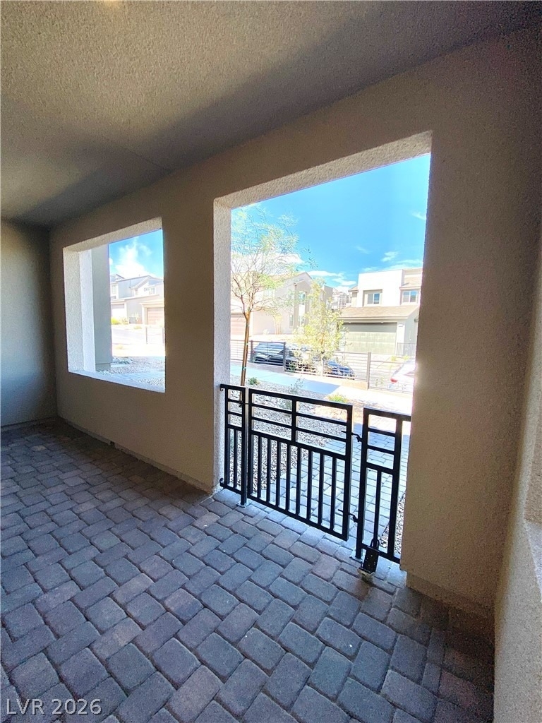 11597 Alpine Cove Avenue - Photo 2