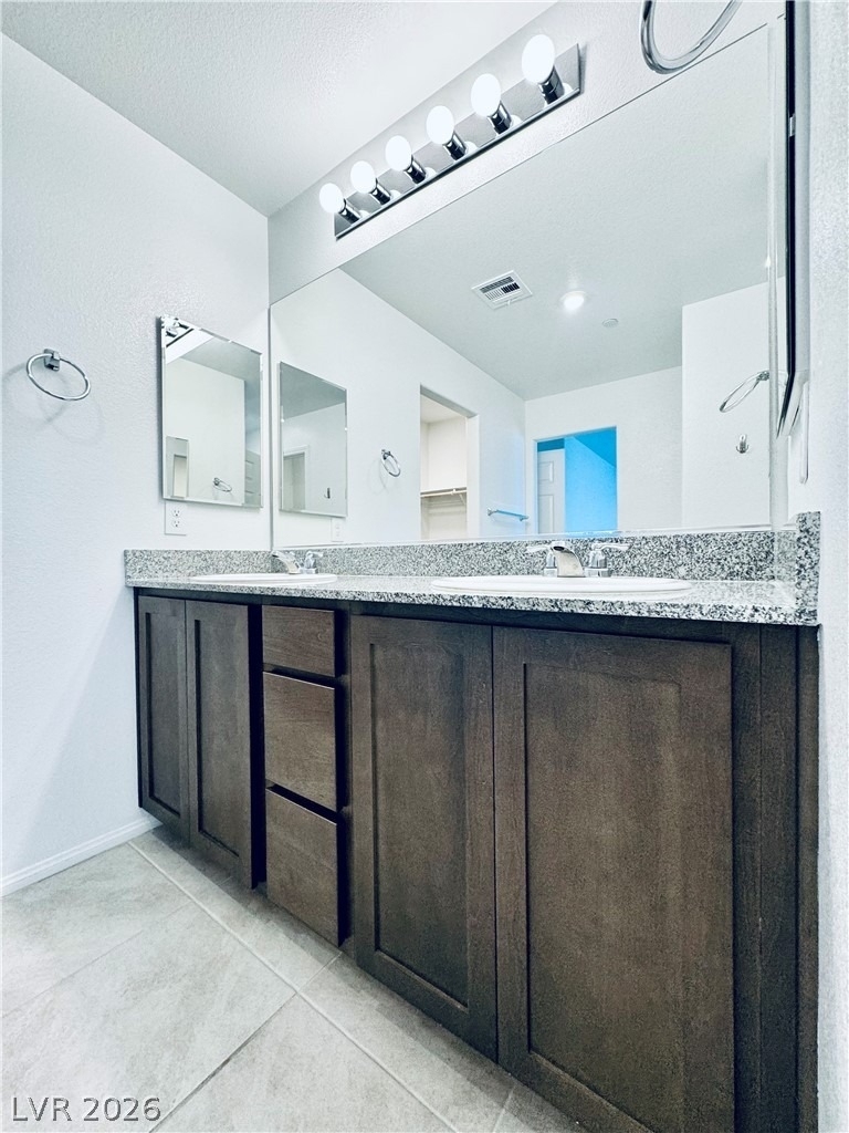 850 Bronzite Street - Photo 11