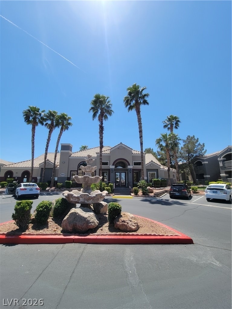 5055 W Hacienda Avenue - Photo 0