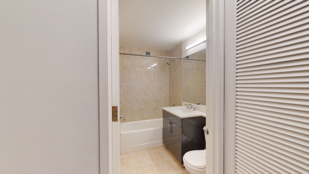 10 Hanover Square - Photo 4