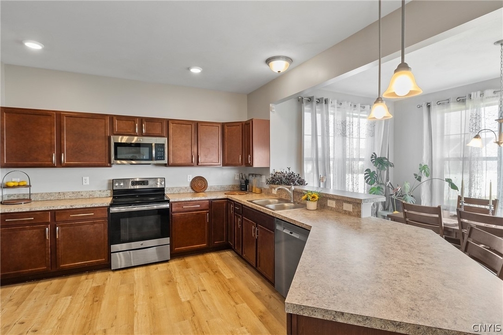 4809 Lepinske Farm Place - Photo 9