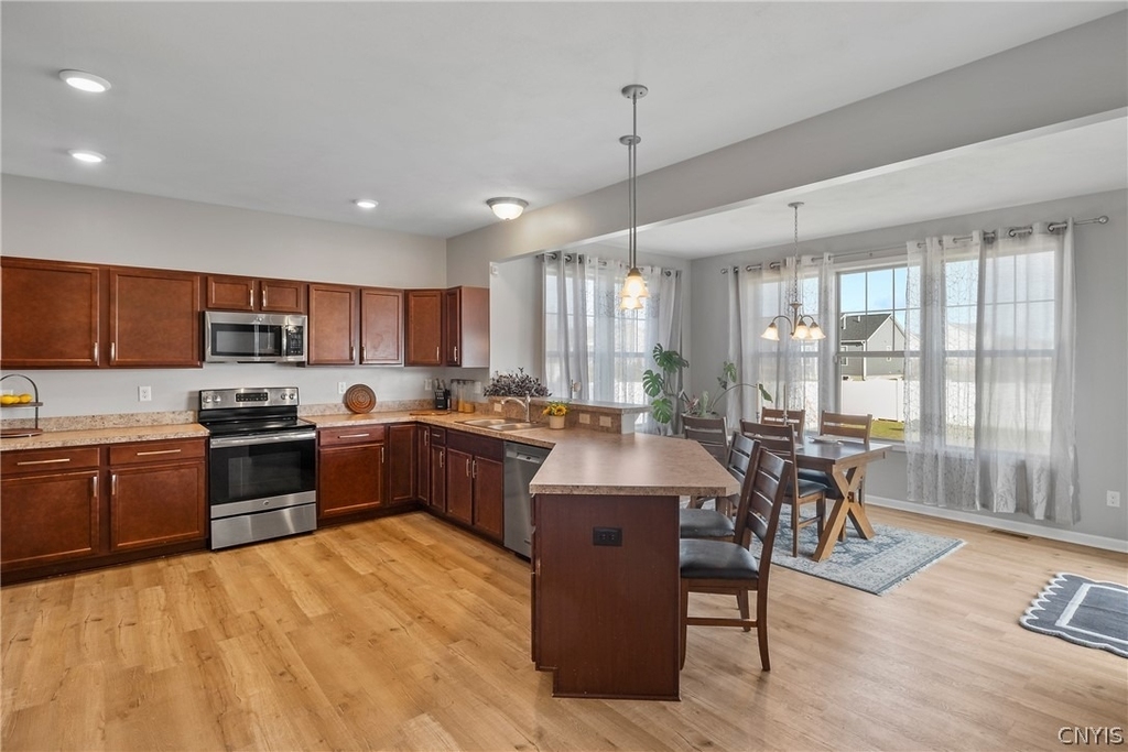 4809 Lepinske Farm Place - Photo 8