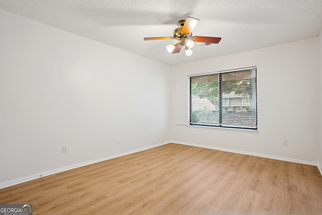 2035 Powers Ferry Trace Se - Photo 16