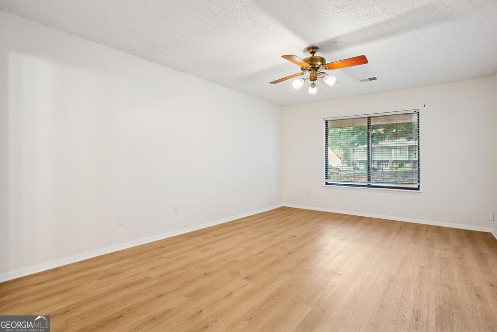 2035 Powers Ferry Trace Se - Photo 12