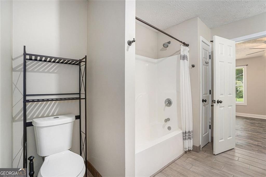 3610 Boneville Drive - Photo 3