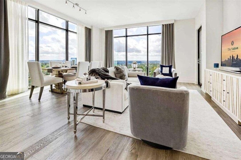 2965 Peachtree Road - Photo 3