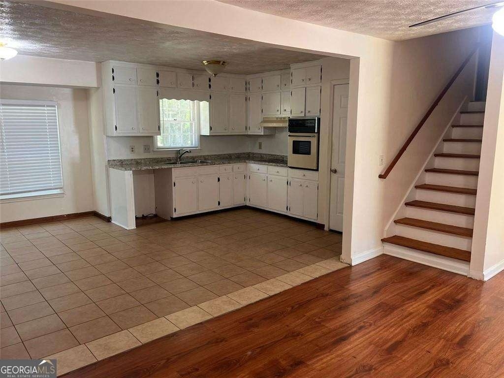 2768 Majestic Circle - Photo 2