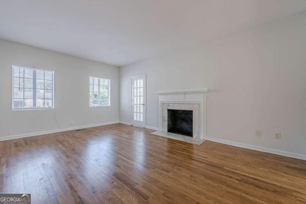 1977 N Decatur Road Ne - Photo 8