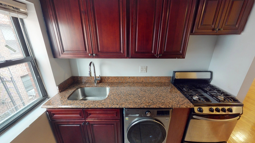110-19 72nd Road - Photo 5