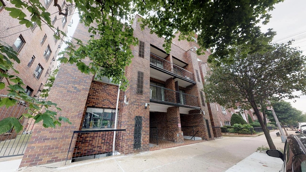 110-19 72nd Road - Photo 8