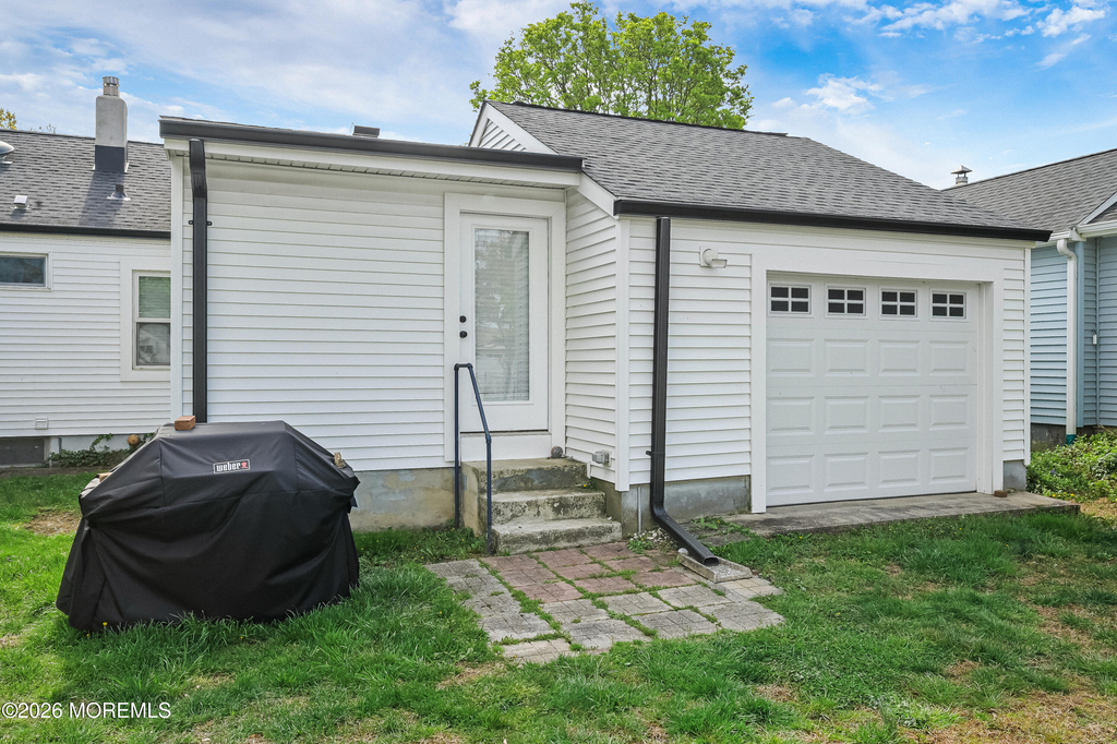 57 Villa Place - Photo 28