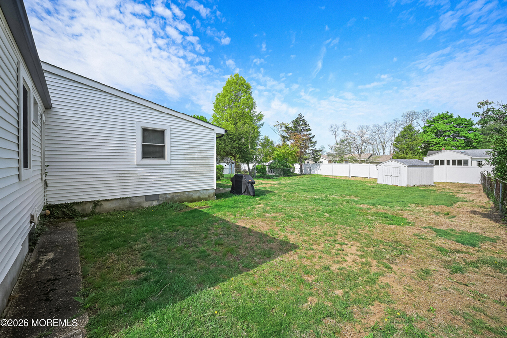 57 Villa Place - Photo 33
