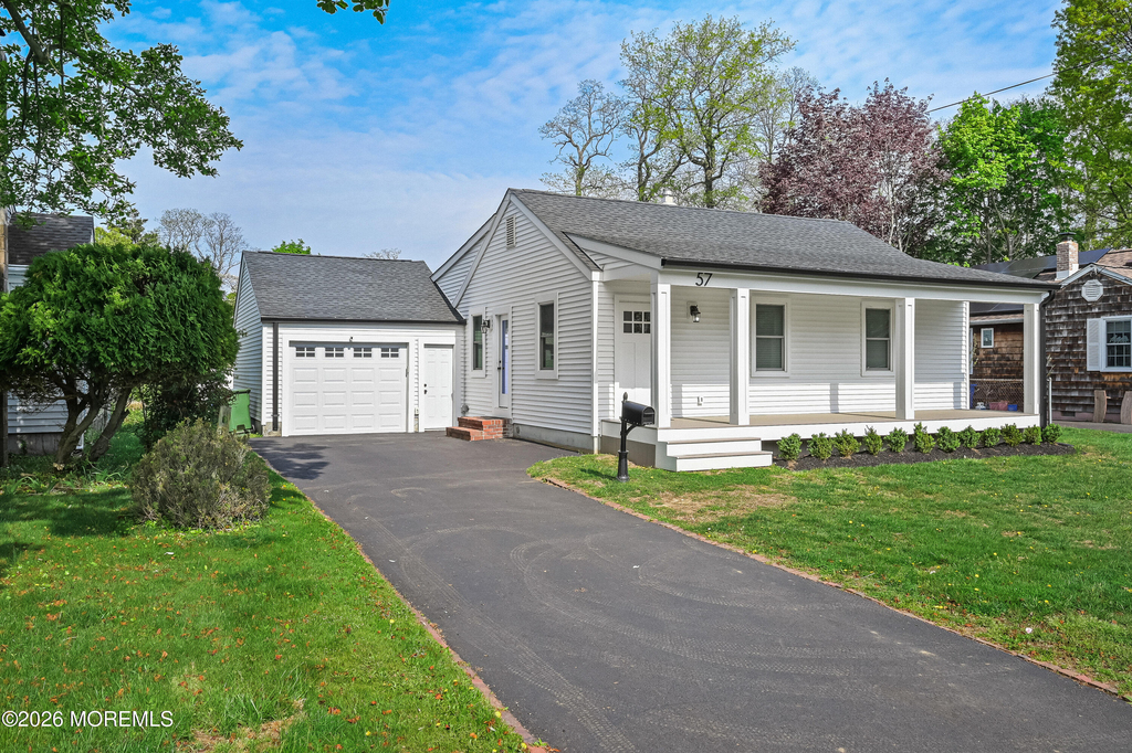 57 Villa Place - Photo 0