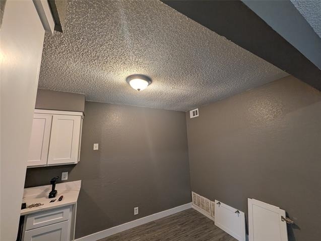 6709 Ridgecrest Court - Photo 7