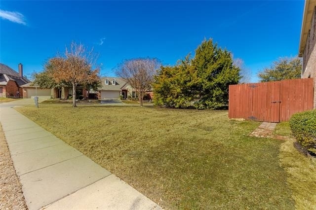 5928 Round Up Lane - Photo 32