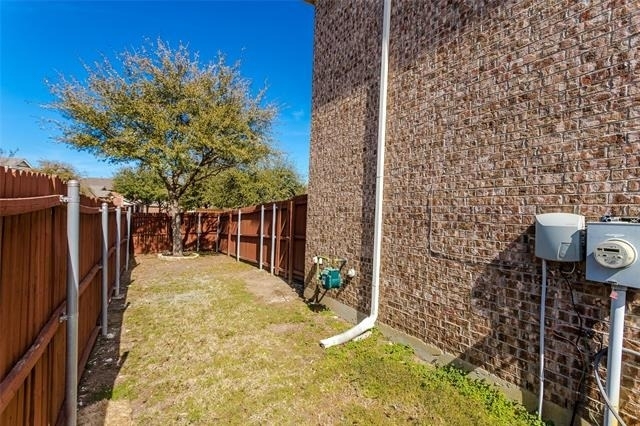 5928 Round Up Lane - Photo 30