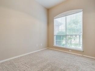 5556 Sky Ridge Drive - Photo 4